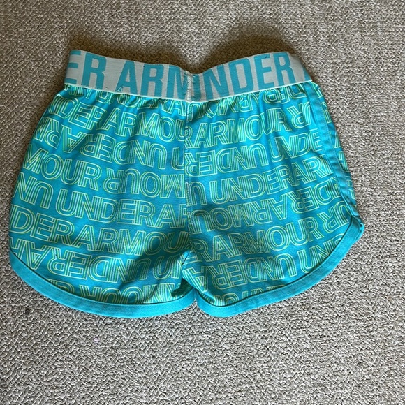 Girls Under Amour and Xersion shorts - Picture 3 of 7